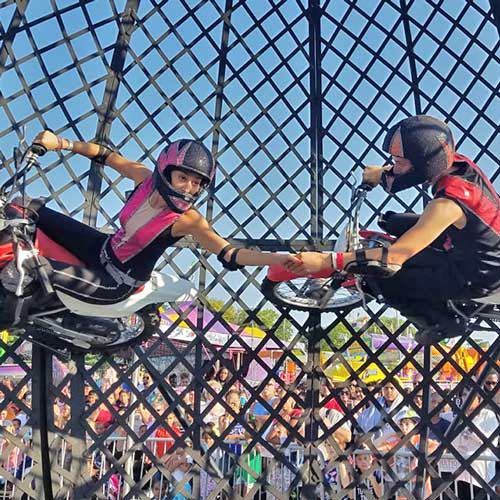 thumb-fea Fearless Flores Thrill Show<br />